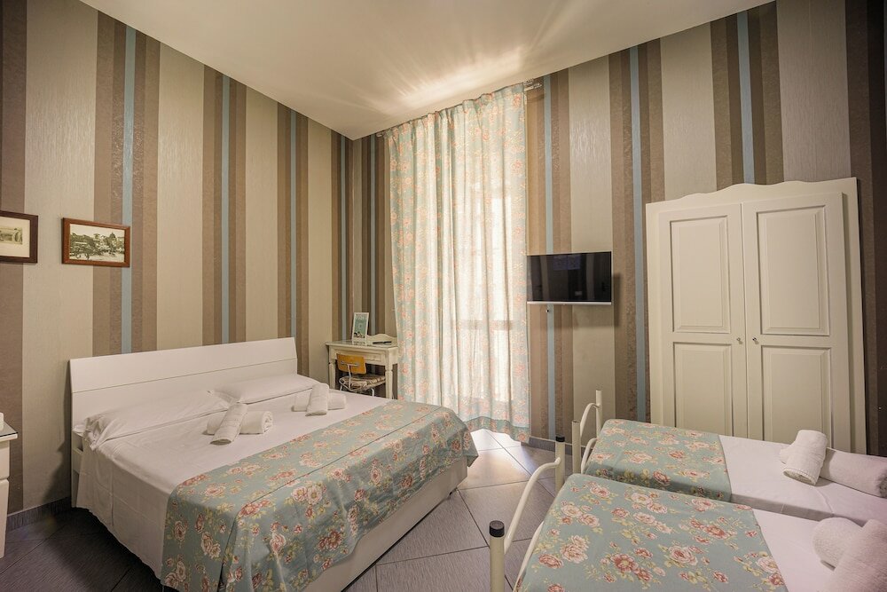 Фото Hotel New Sayonara