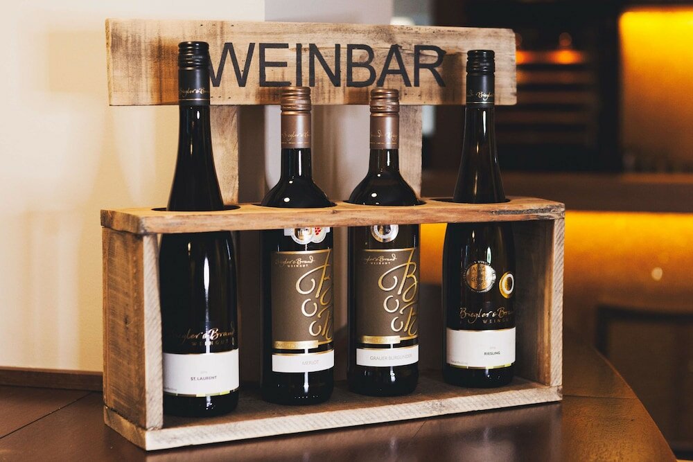 Фото Weinhotel Kaisergarten