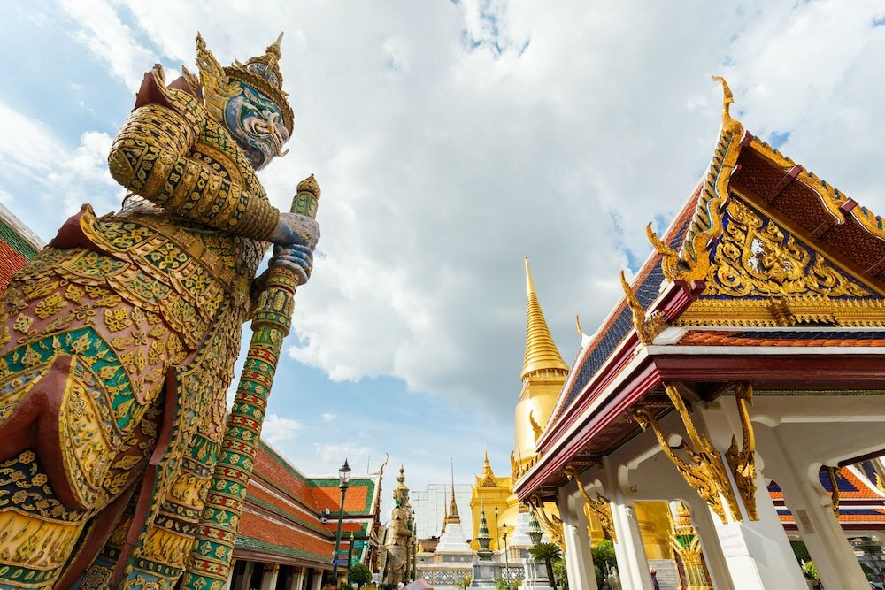 Фото Holiday Inn Bangkok Silom