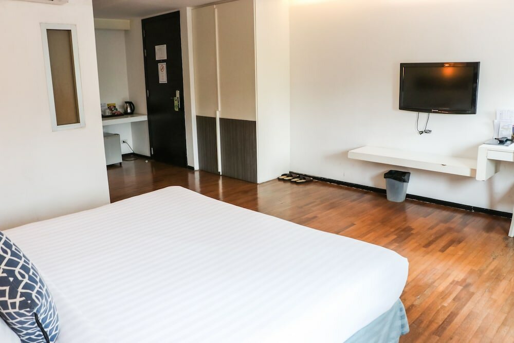 Фото The Mini R Ratchada Hotel