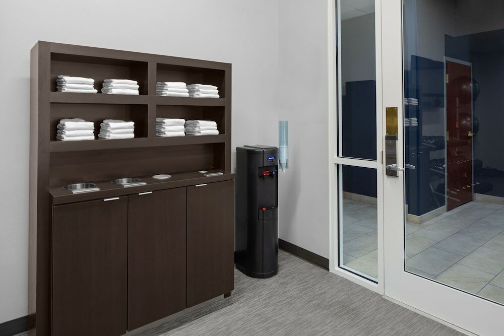 Фото Courtyard by Marriott Tampa Oldsmar