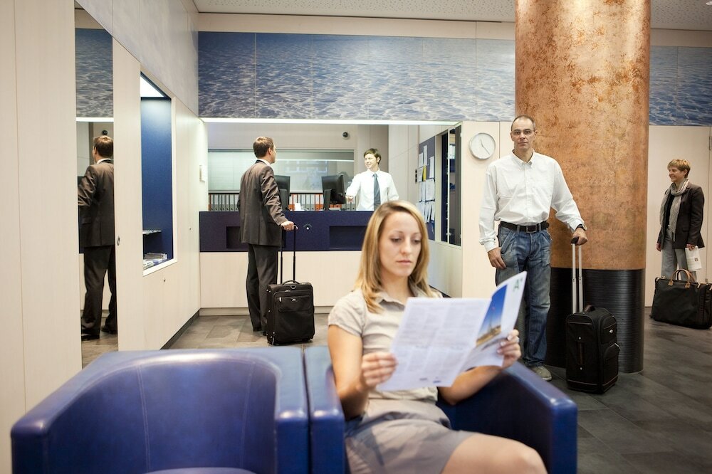 Фото Bristol Hotel