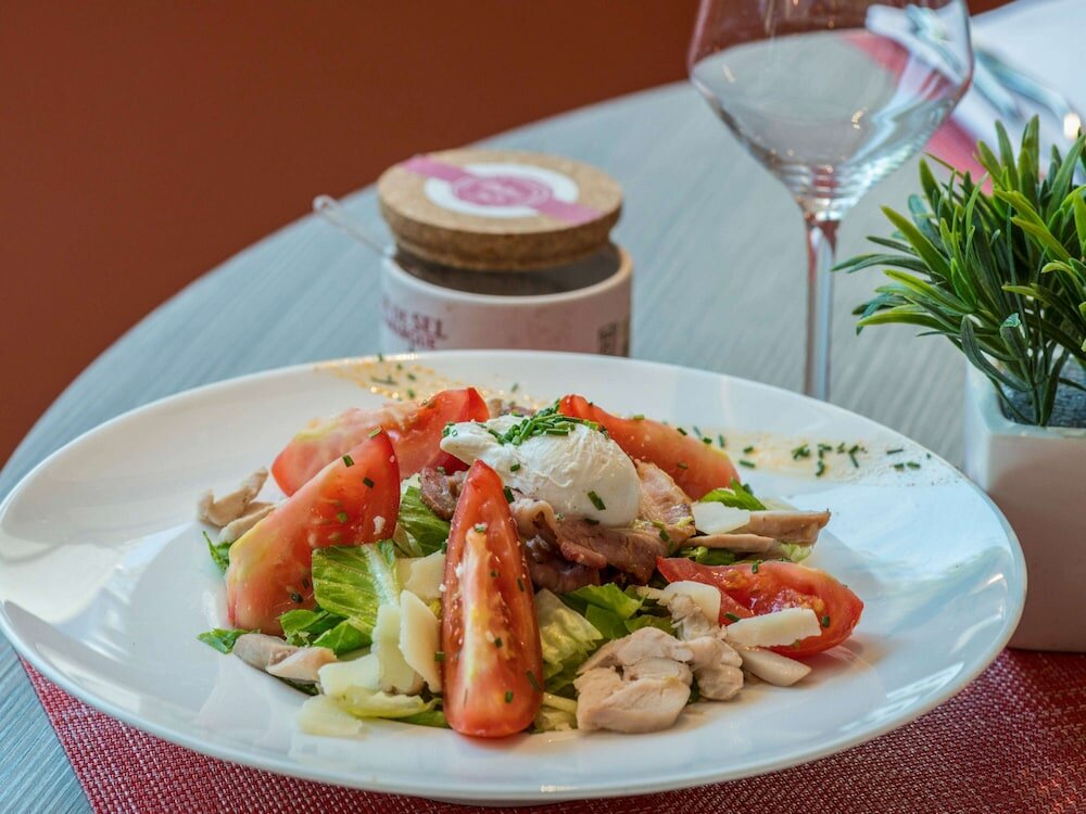 Фото Novotel Marseille Centre Prado Vélodrome