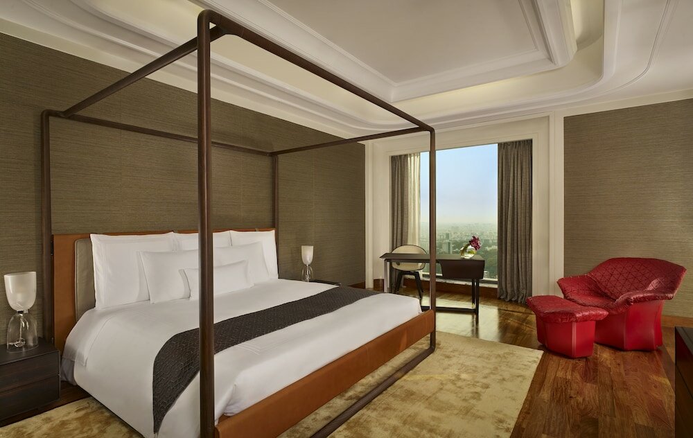 Фото The Reverie Saigon