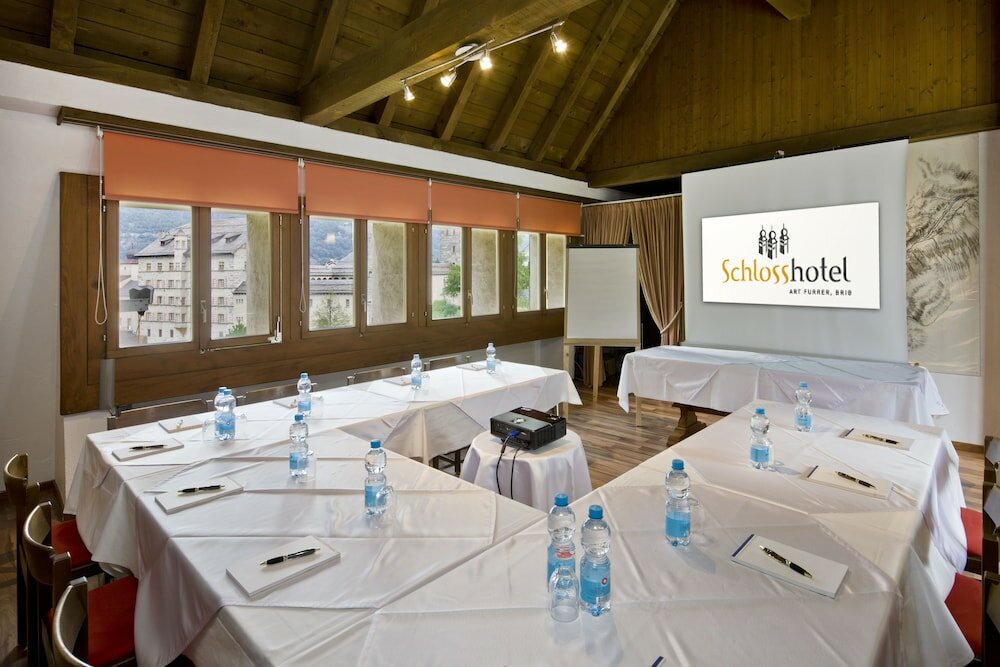 Фото Schlosshotel - Self Check-In Hotel am Schlosspark