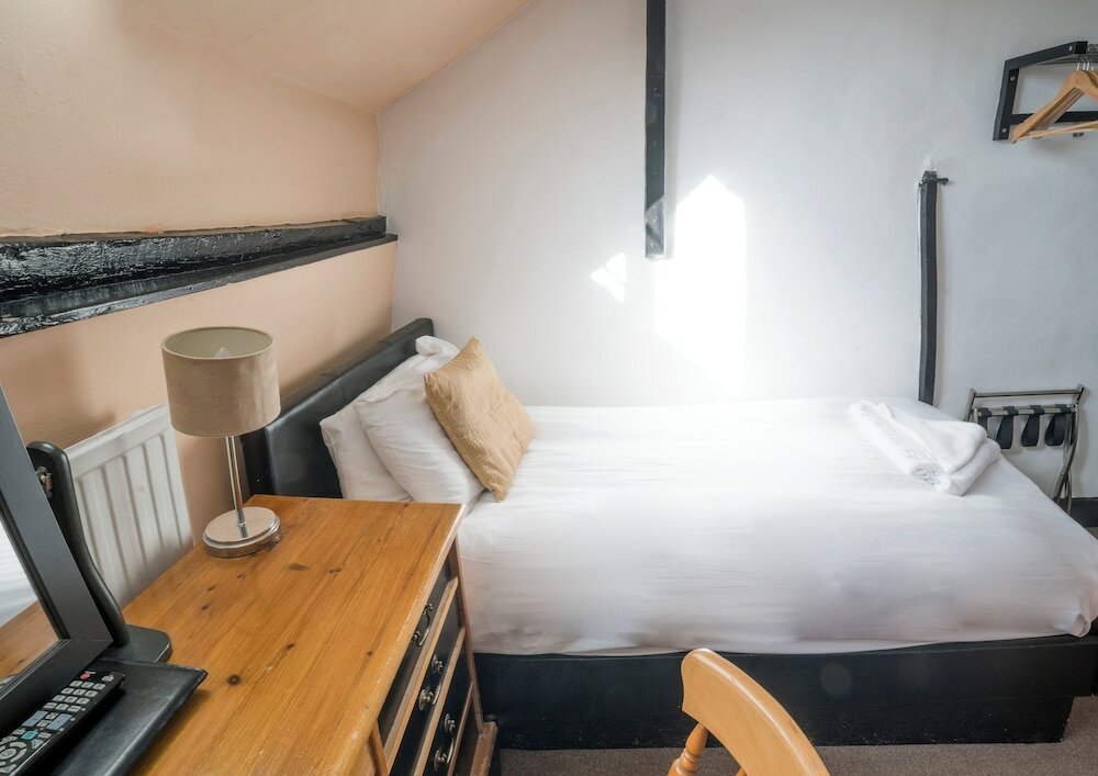 Фото The White Hart Hotel