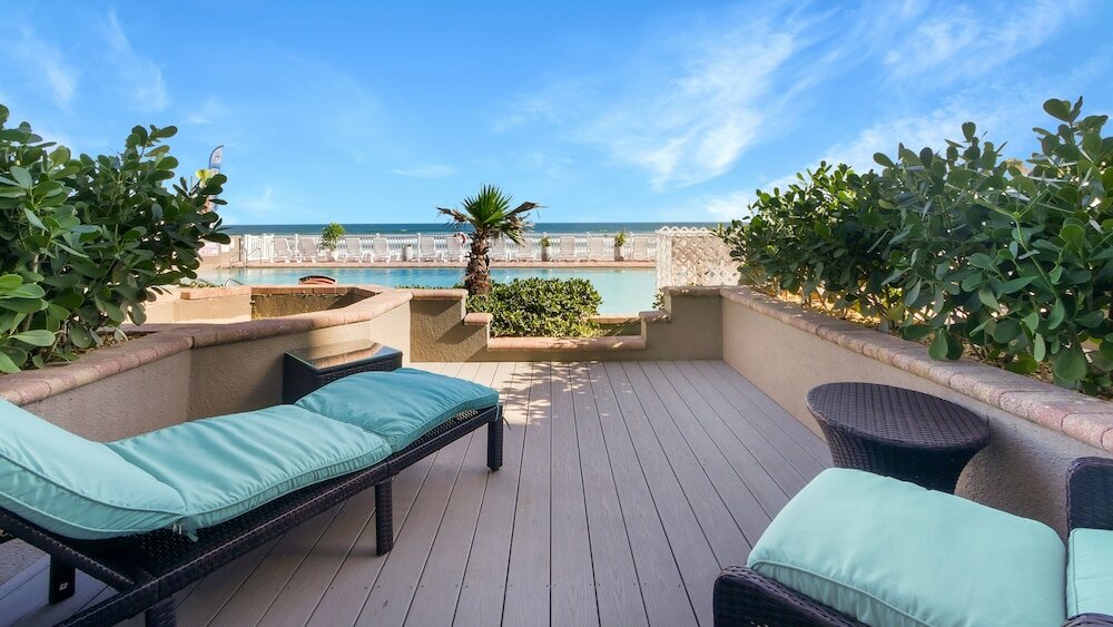 Фото Boardwalk Inn and Suites