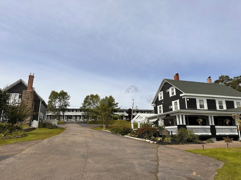 Фото Ceilidh Country Lodge