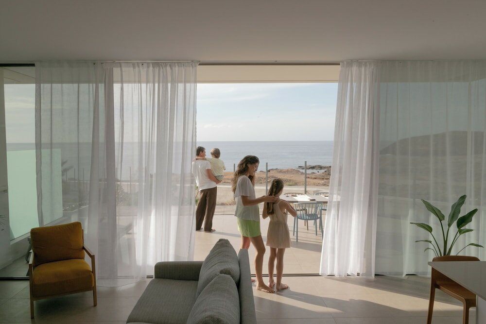 Фото Nivaria Beach