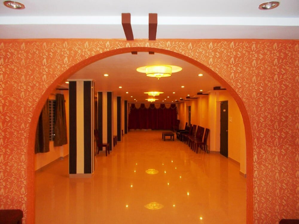 Фото Hotel Avisha