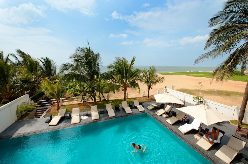 Фото The Beach Apartments