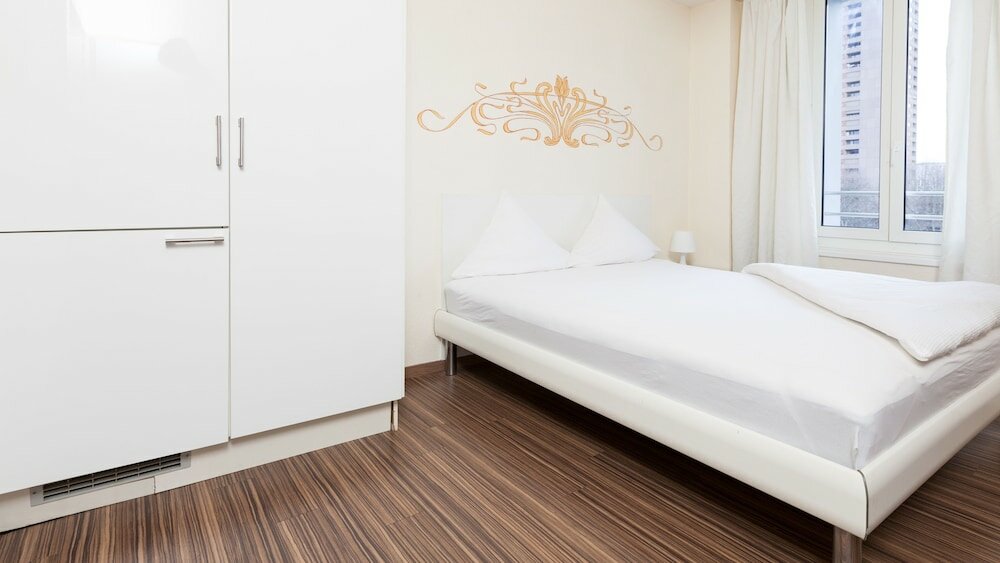 Фото Swiss Star Marc Aurel