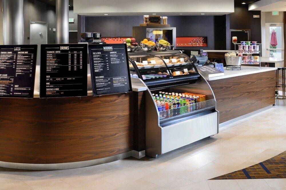 Фото Courtyard by Marriott Galveston Island