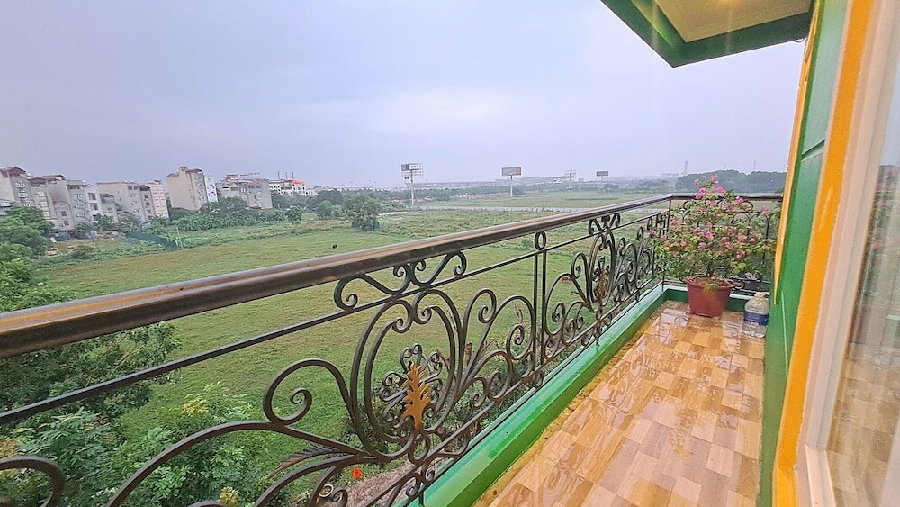 Фото Family Transit Hotel