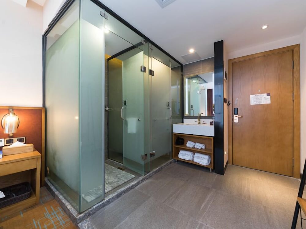 Фото James Joyce Coffetel Dongxiaonan