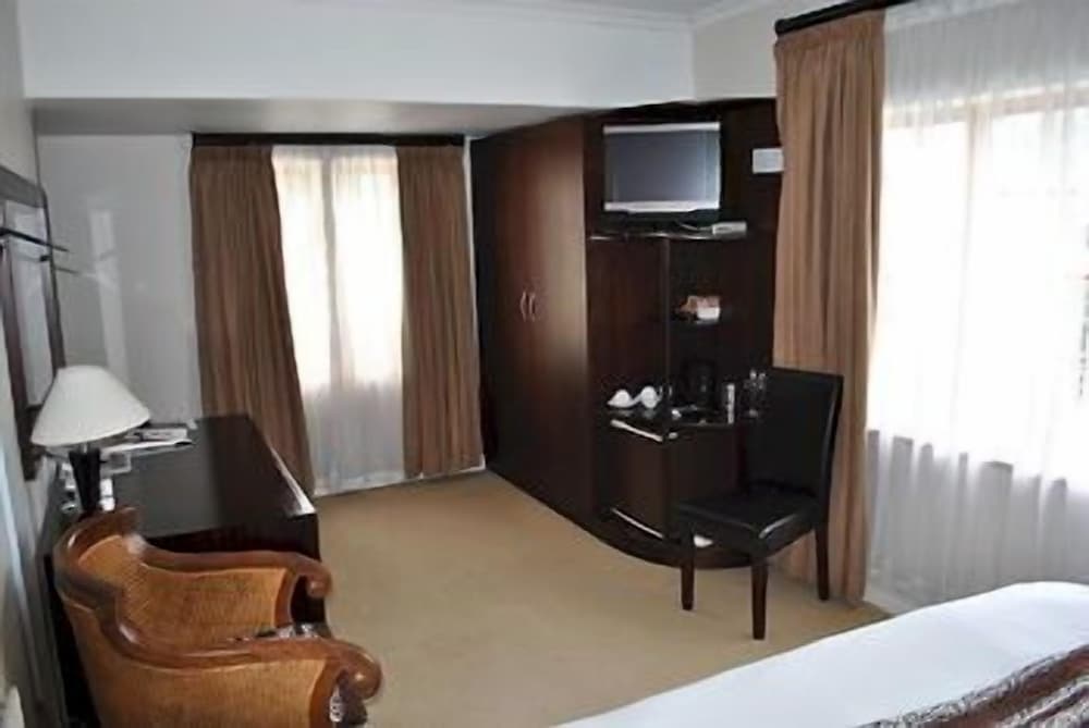 Фото Cotswold Guest House