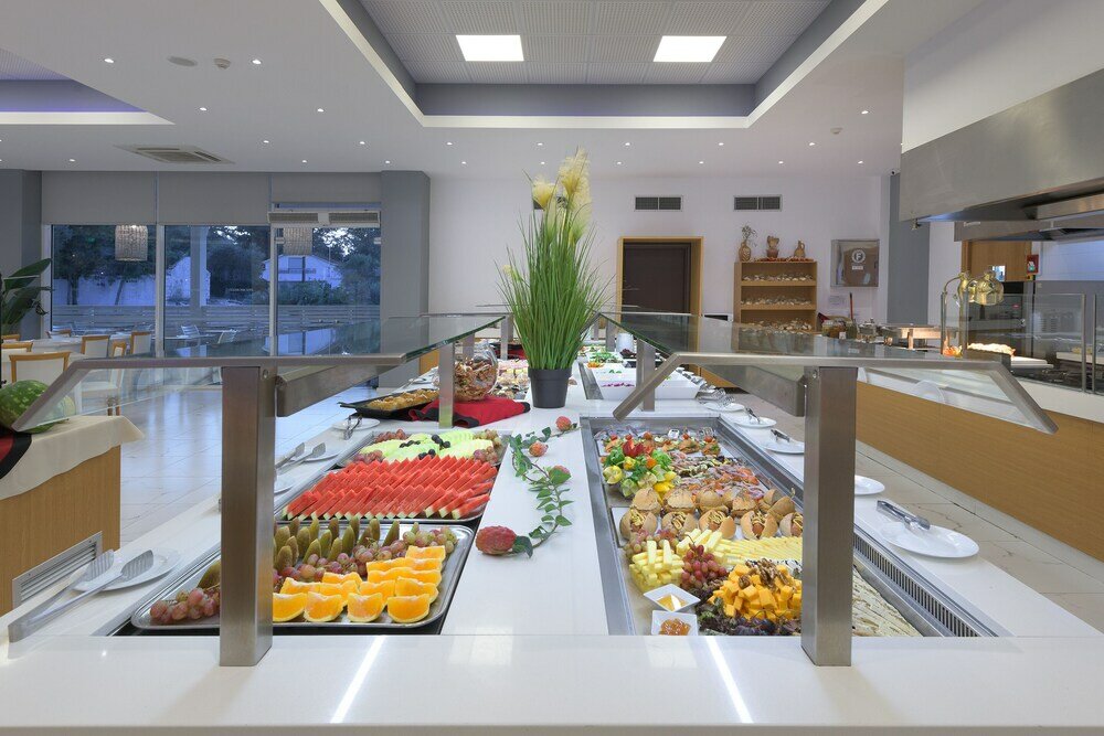 Фото Oceanis Park Hotel