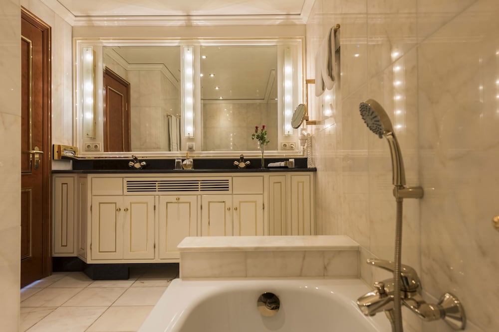 Фото Maritim Hotel Bad Wildungen