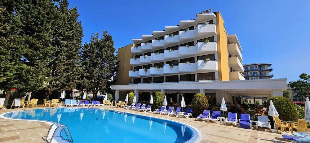 Фото отеля 1