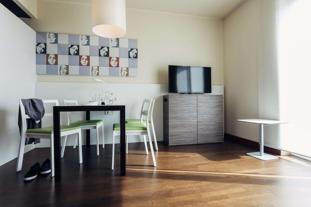 Фото Harry’s Home Hotel & Apartments