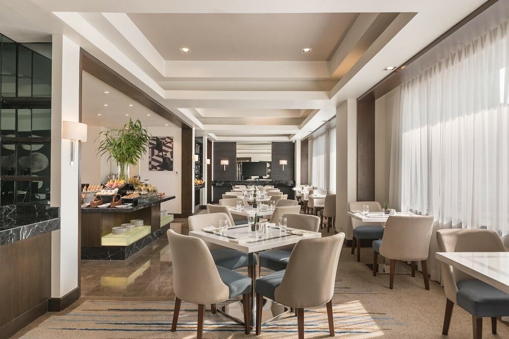 Фото Seda Ayala Center Cebu