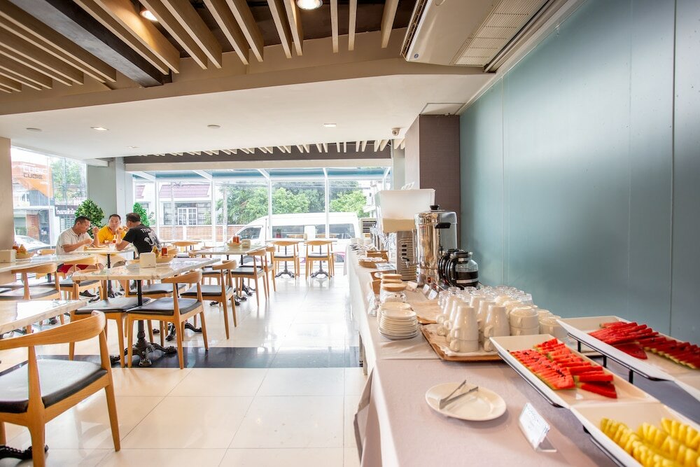 Фото Spittze Hotel Pratunam