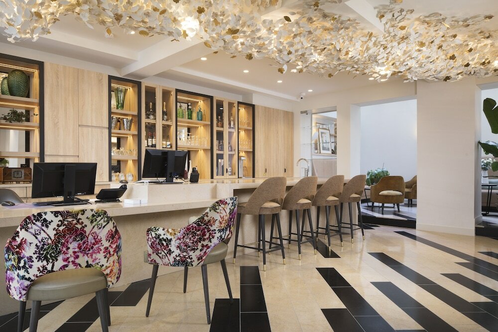 Фото Hotel Des Champs Elysees