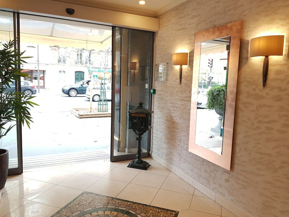 Фото Hotel Champerret Elysees