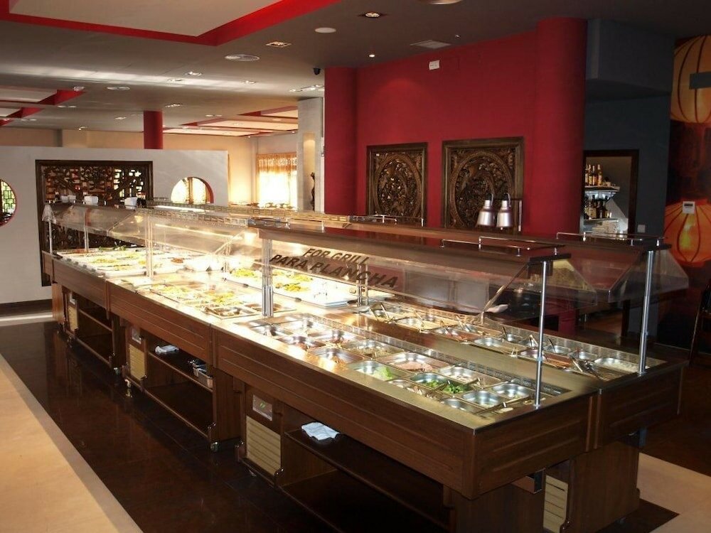 Фото Hotel Dinastía