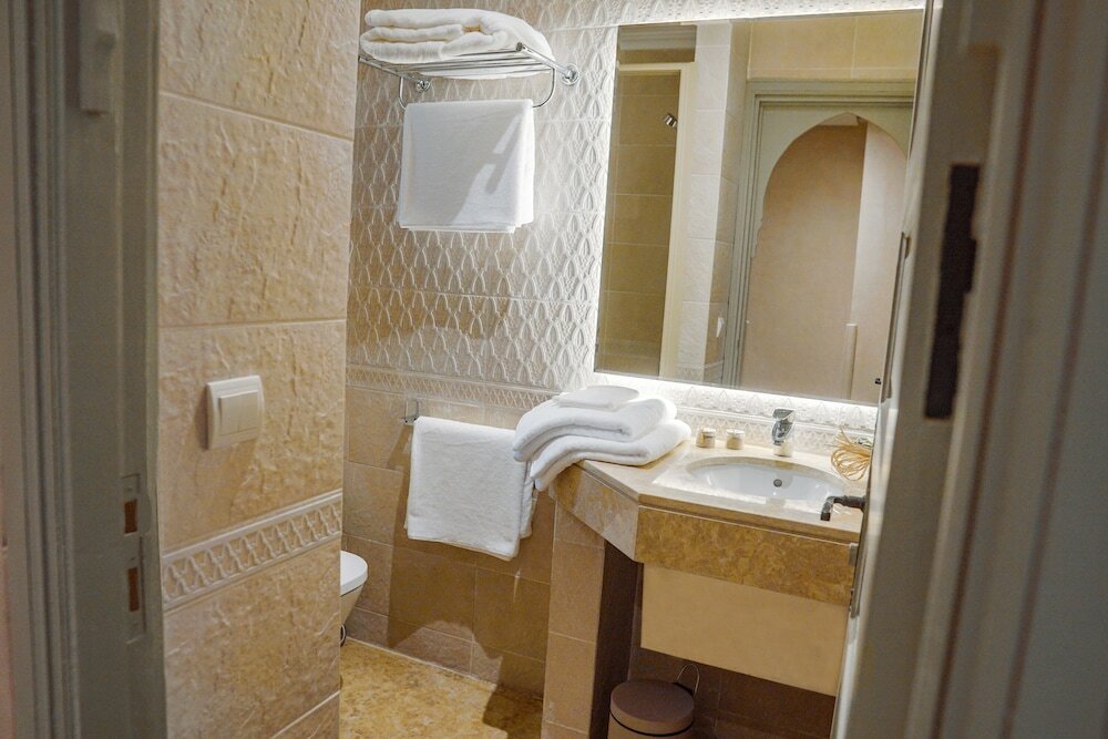 Фото Riad Zidania