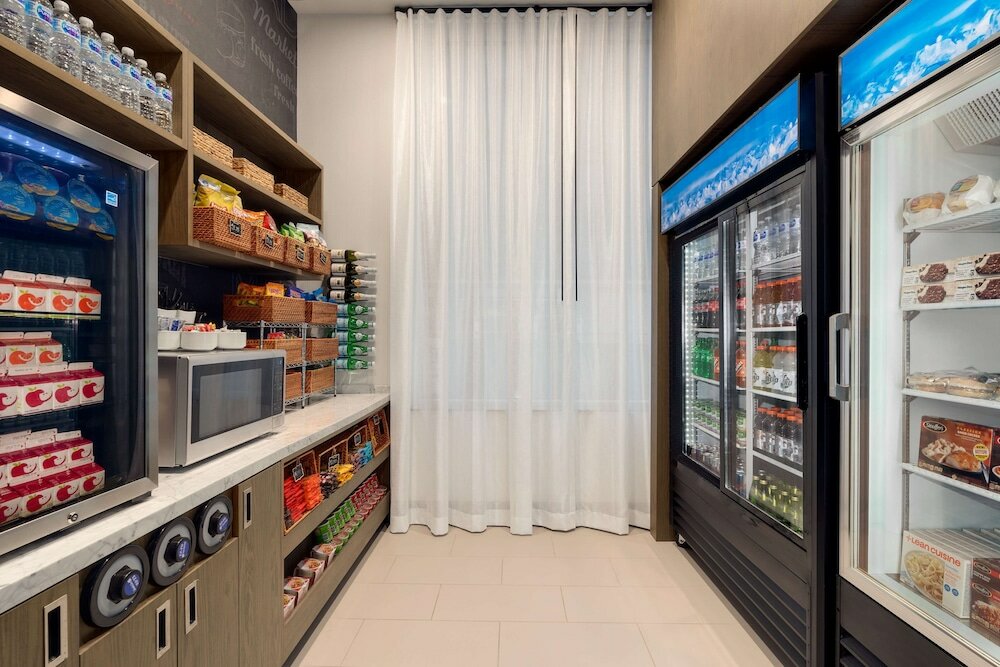 Фото DoubleTree by Hilton New York Downtown