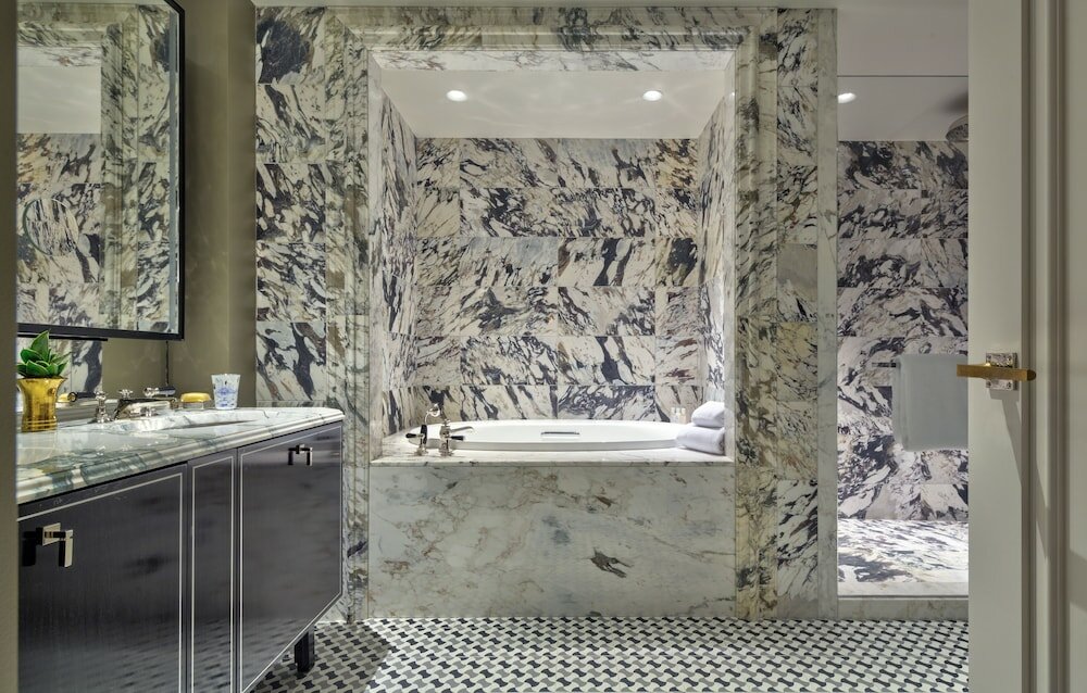 Фото The Carlyle, A Rosewood Hotel