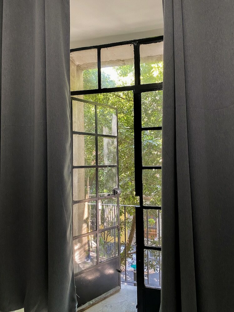 Фото Amigo Suites