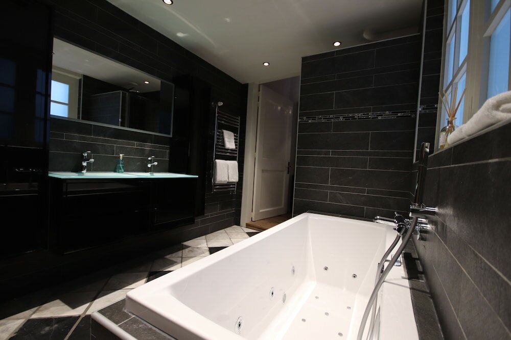 Фото Steenhof Suites