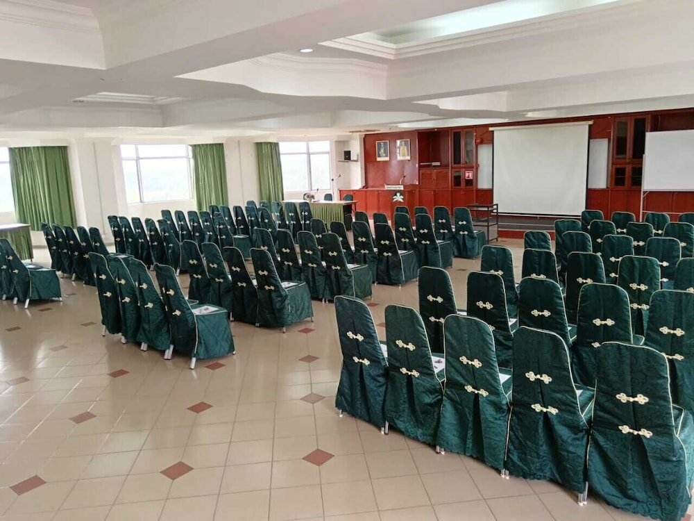 Фото Oyo 1236 Hotel Green Park