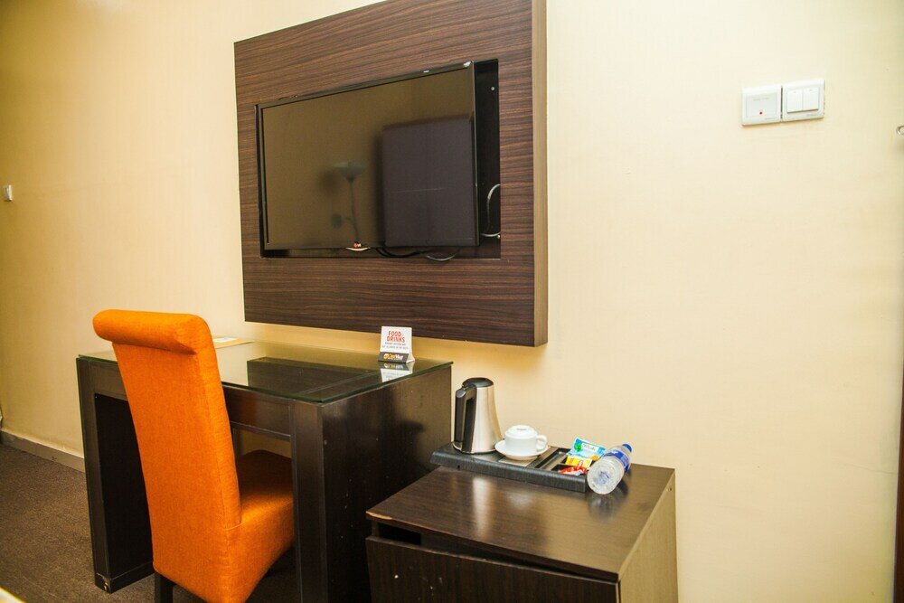 Фото CribVille Hotel & Suites