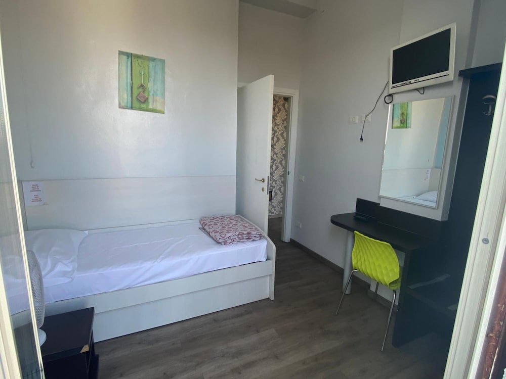 Фото Hotel Kennedy