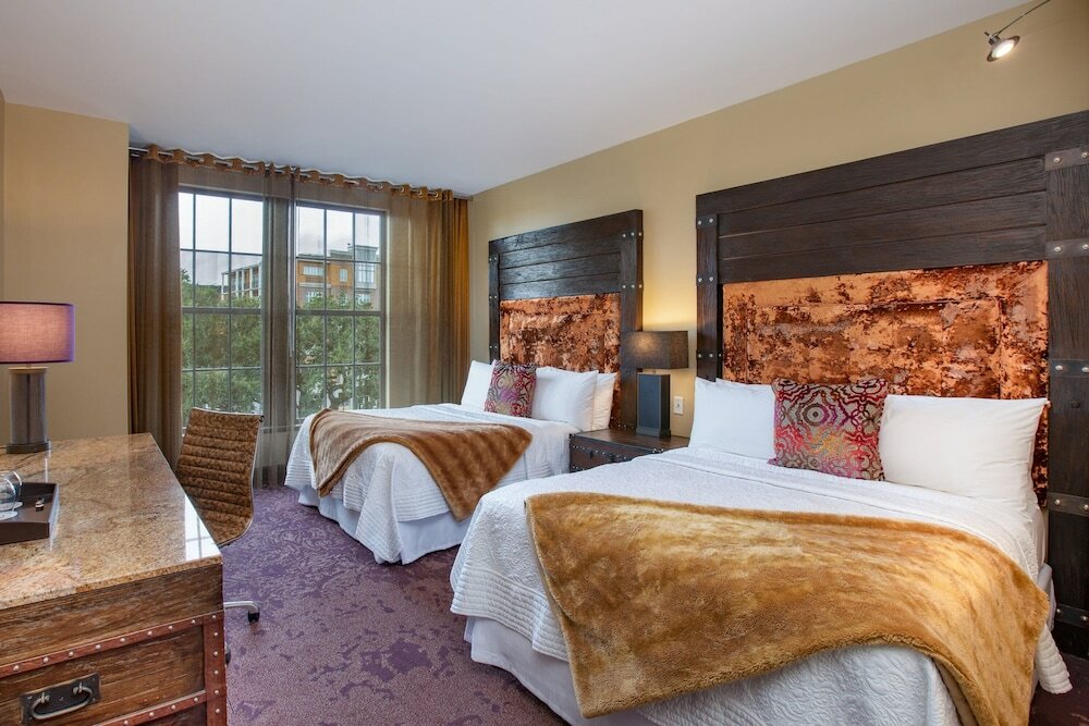 Фото The Bohemian Hotel Savannah Riverfront, Autograph Collection