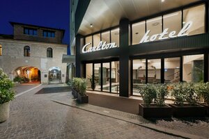 Гостиница Carlton