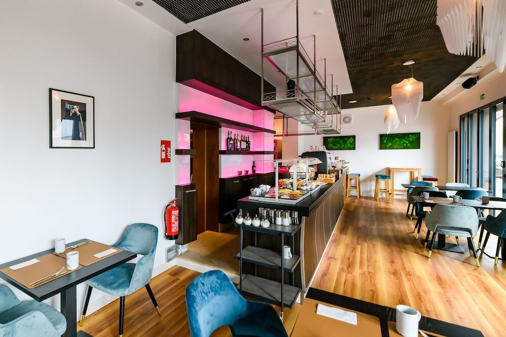 Фото Nikii Boutique Hotel