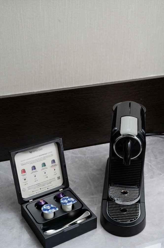 Фото Royal Pacific Hotel