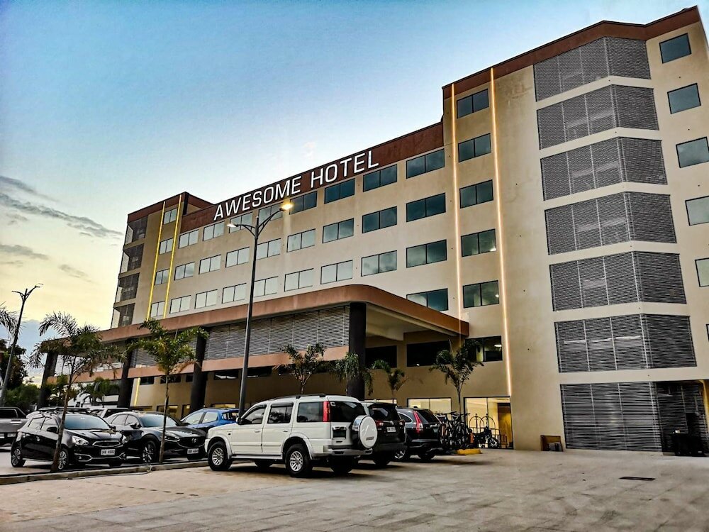 Фото отеля 1