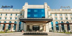 Radisson Blu Ajman (36/7, Al Khail Street, Al Jurf 2, Mid Sector, Ajman), hotel
