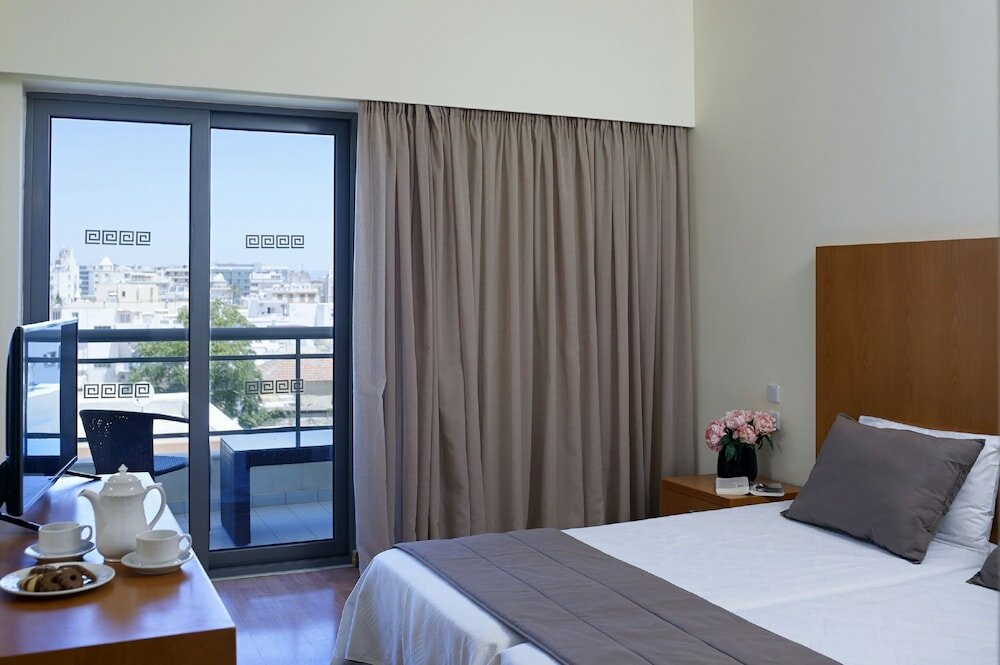 Фото Angela Downtown Hotel