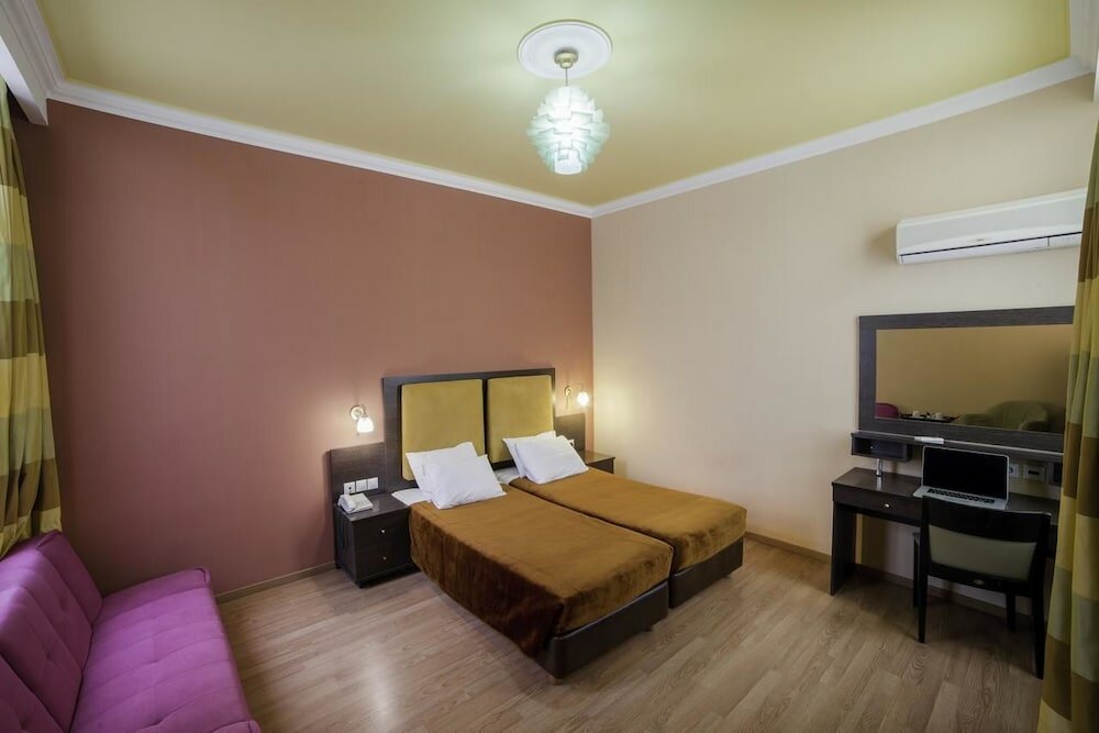 Фото Delphi Art Hotel