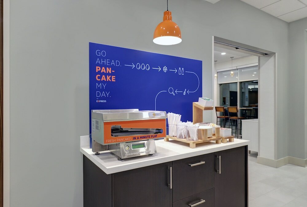 Фото Holiday Inn Express & Suites Port Elgin