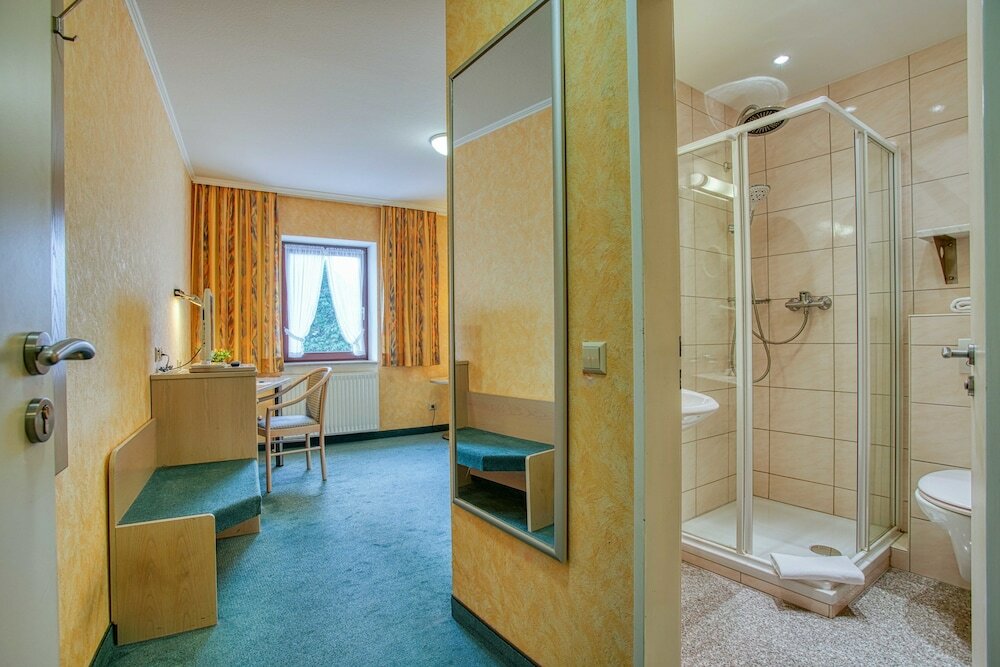 Фото Hotel Kischers Landhaus