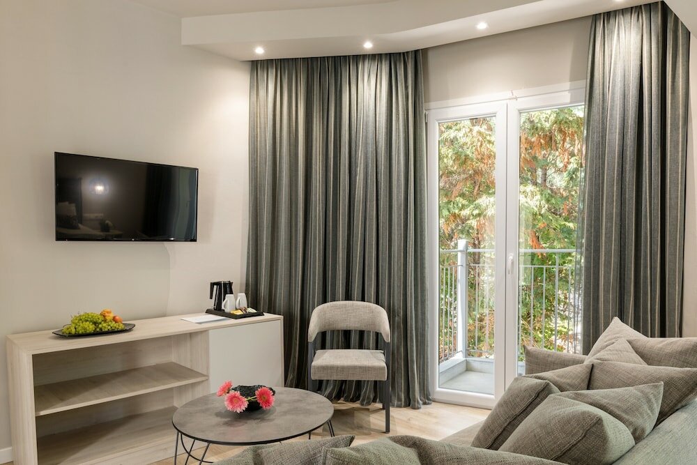 Фото Melina Oasis Boutique Hotel