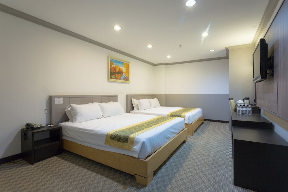 Фото Hallmark Hotel Leisure