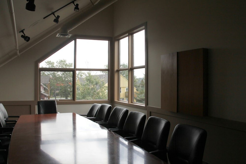 Фото Aspen Village Inn